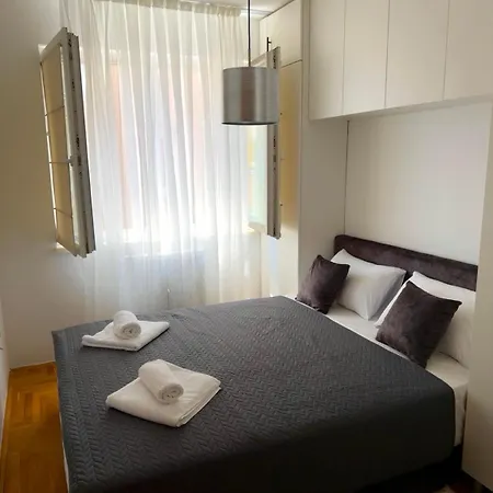 شقة Bright & Cozy Apartment, 5 Min From Airport سراييفو